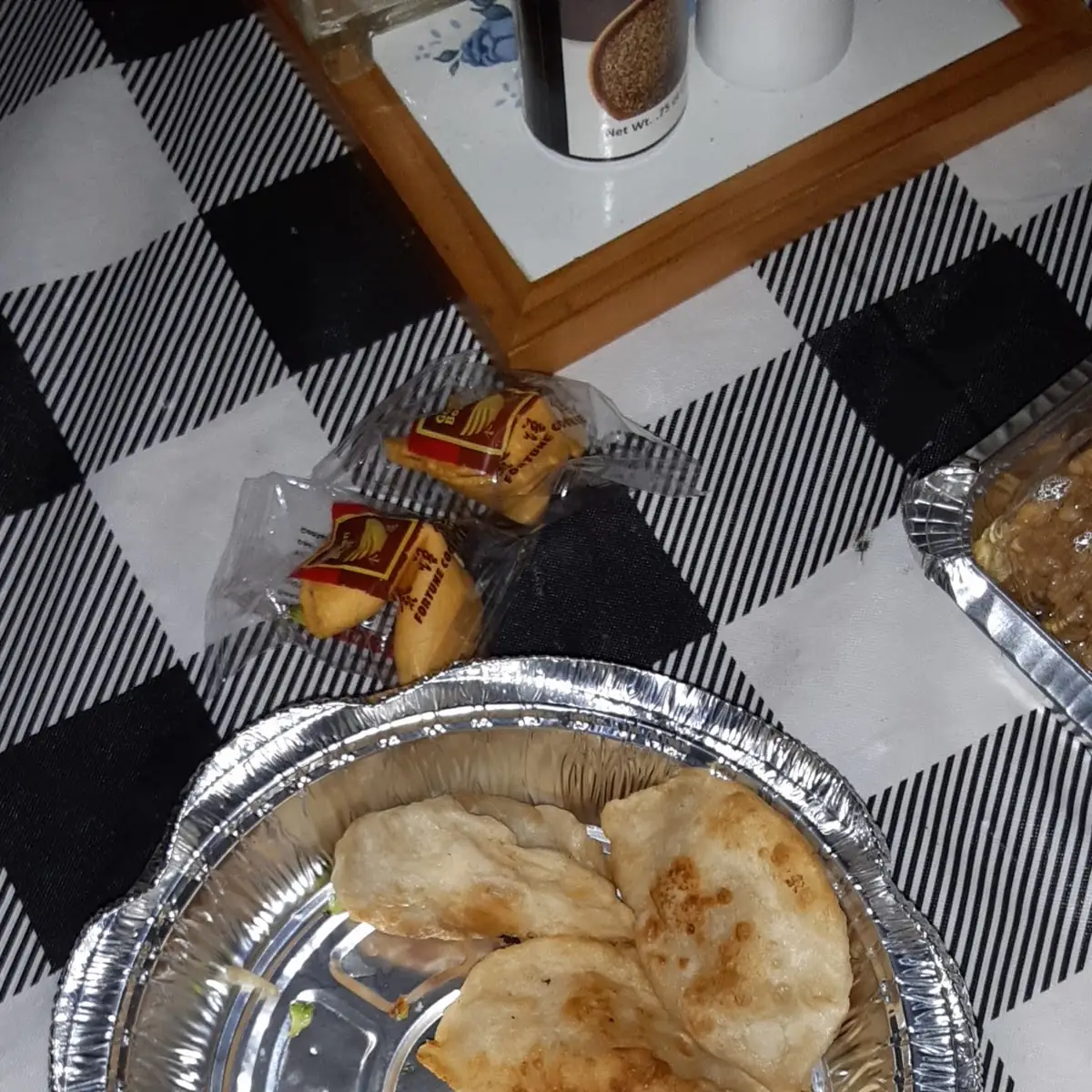 Fried Dumplings 6 pcs 锅贴